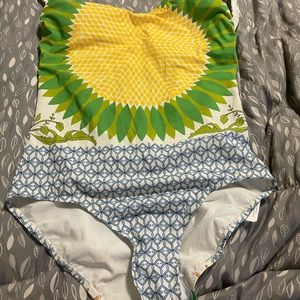 NWT Tory Burch One Piece Swimsuit L🩱